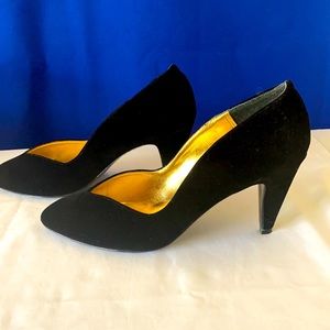 Nina Black Velvet High Heels, Sz 6.5